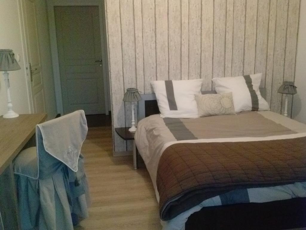 Chambre D'Hotes De L'Estuaire De Blaye Room photo