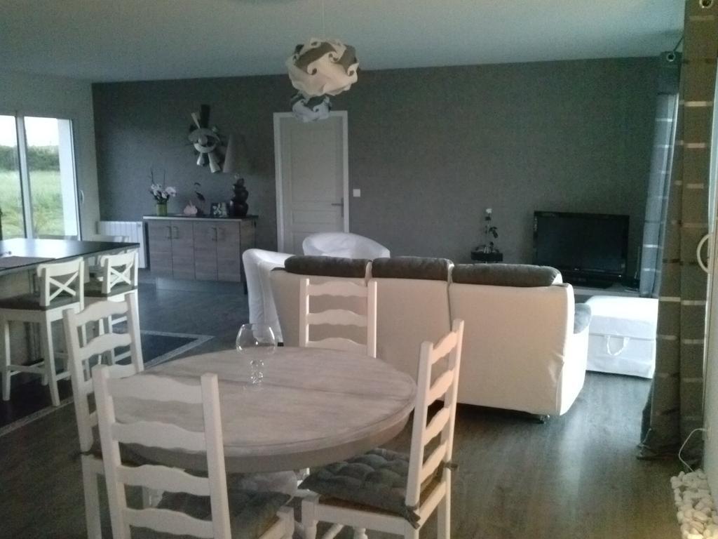 Chambre D'Hotes De L'Estuaire De Blaye Room photo